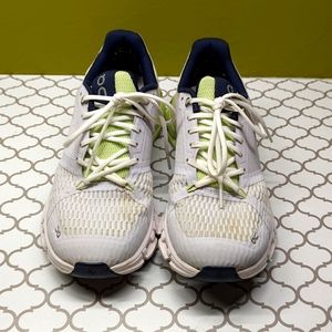 OC On Cloud Women's running shoes Size 7